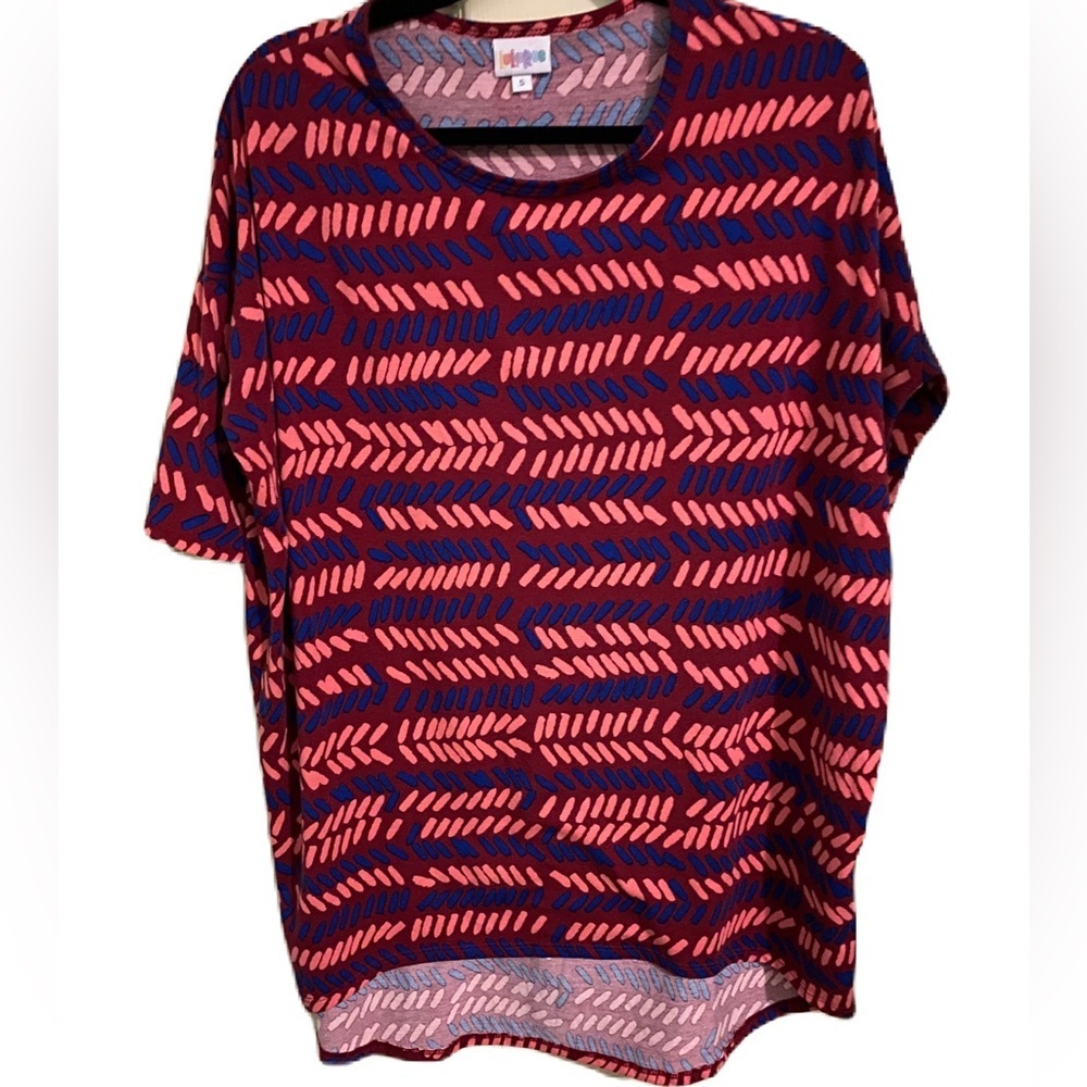 LouLaRoe Simply Comfortable Size S Red with Pink and Blue Arrows.